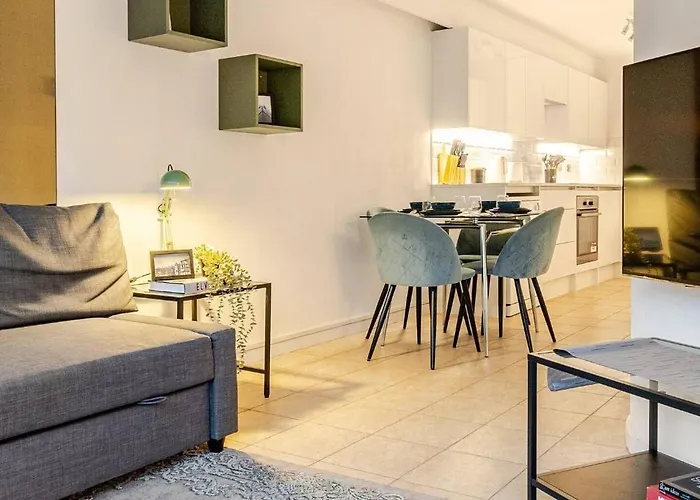 Hyde Park - Parking&Terrace - 5 Sleeps