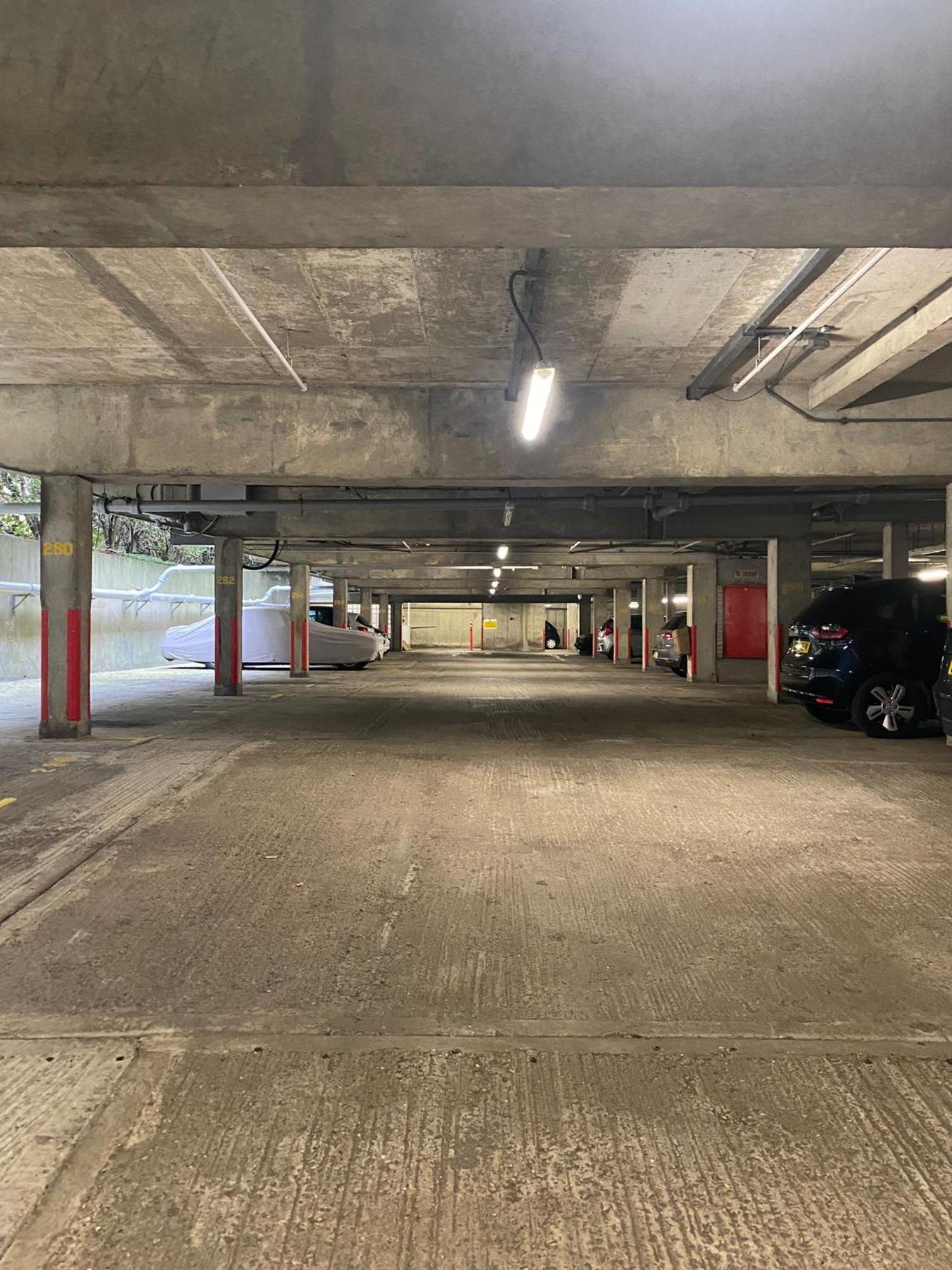 Hyde Park - Parking&terrace - 5 Sleeps *