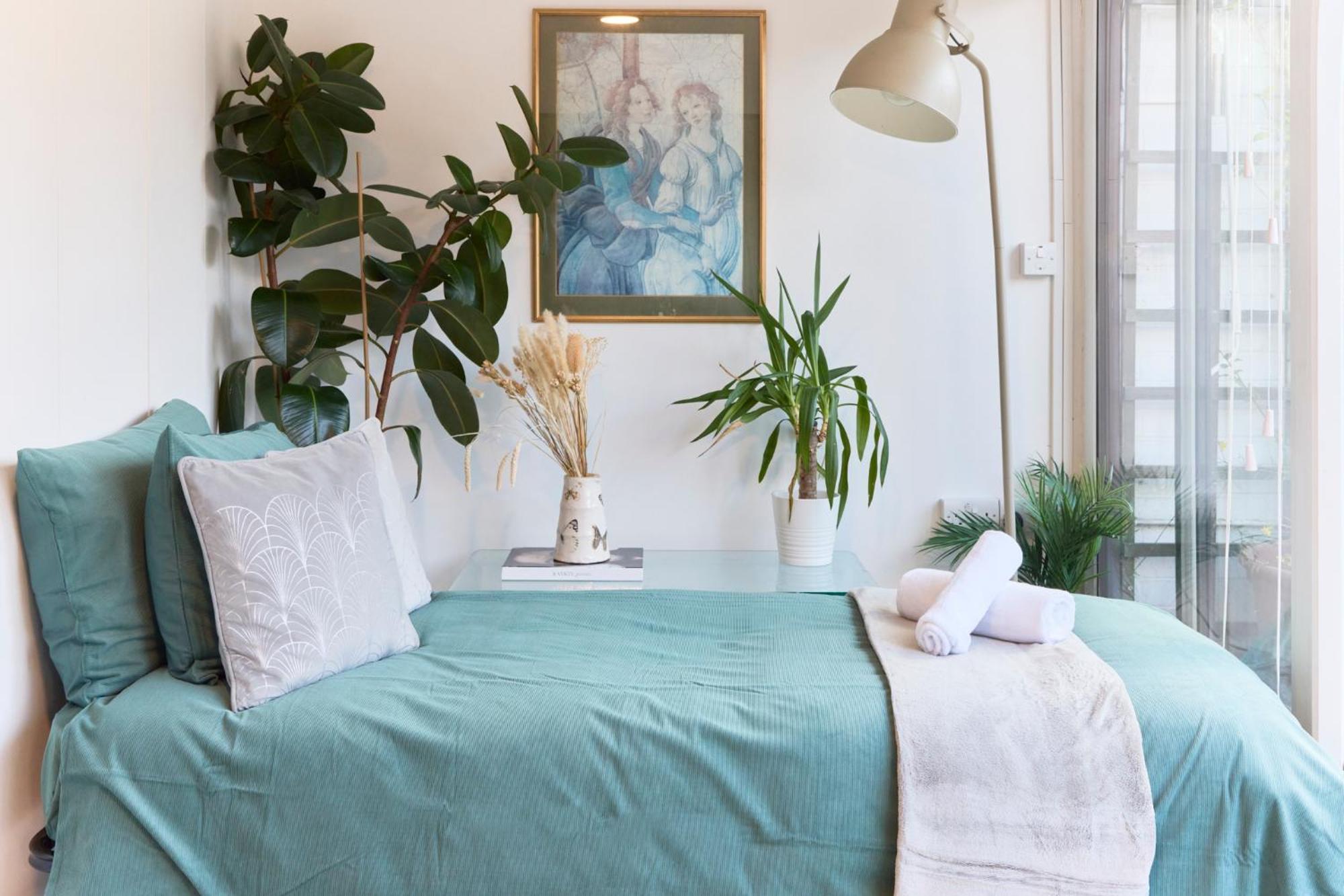 Hyde Park - Parking&terrace - 5 Sleeps Appartamento