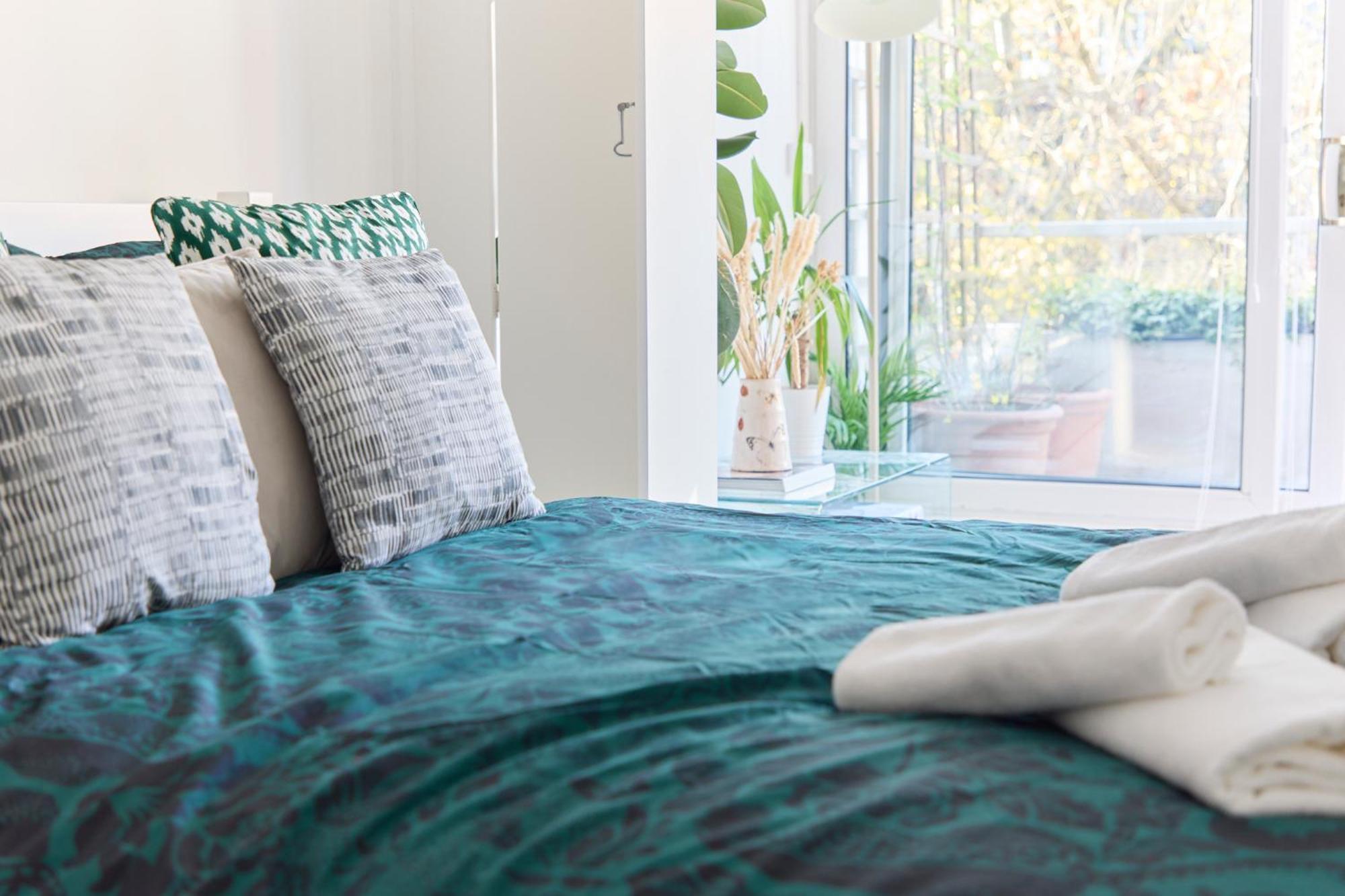 Hyde Park - Parking&terrace - 5 Sleeps Appartamento *